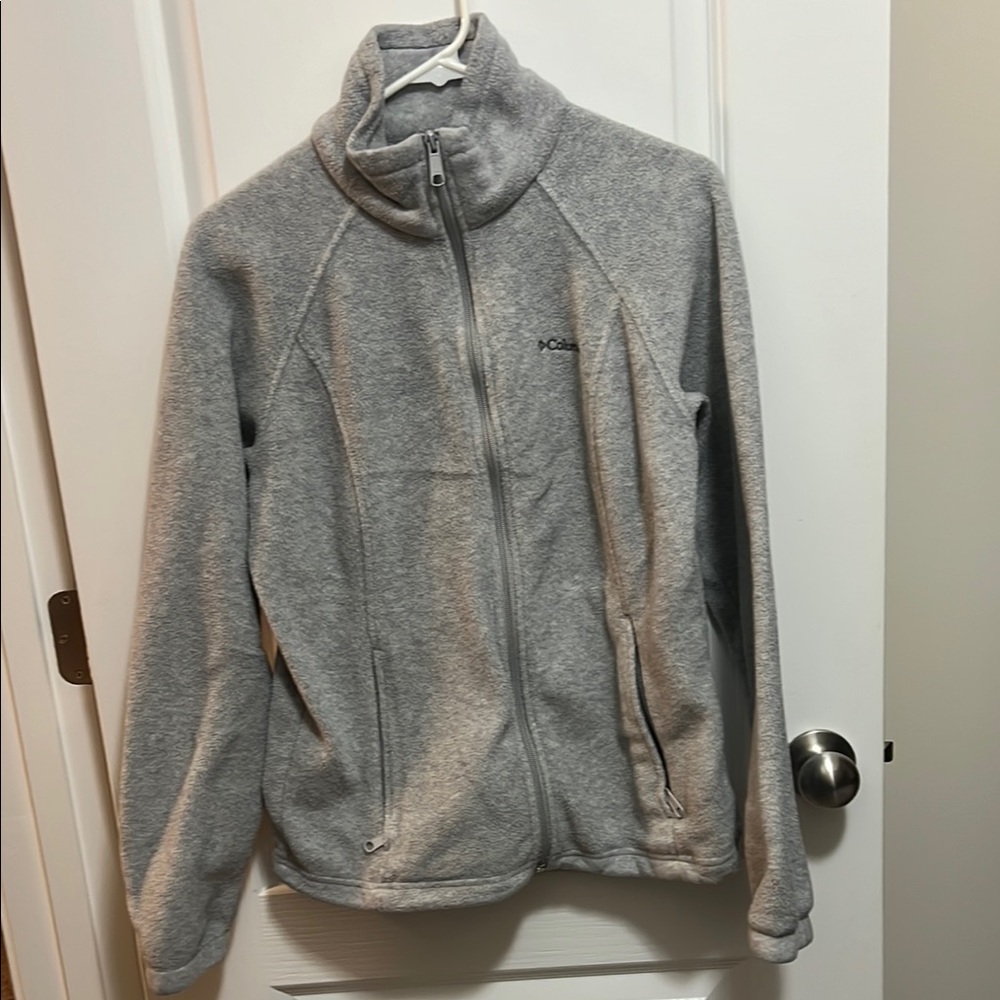 Columbia Gray Fleece Women’s Jacket